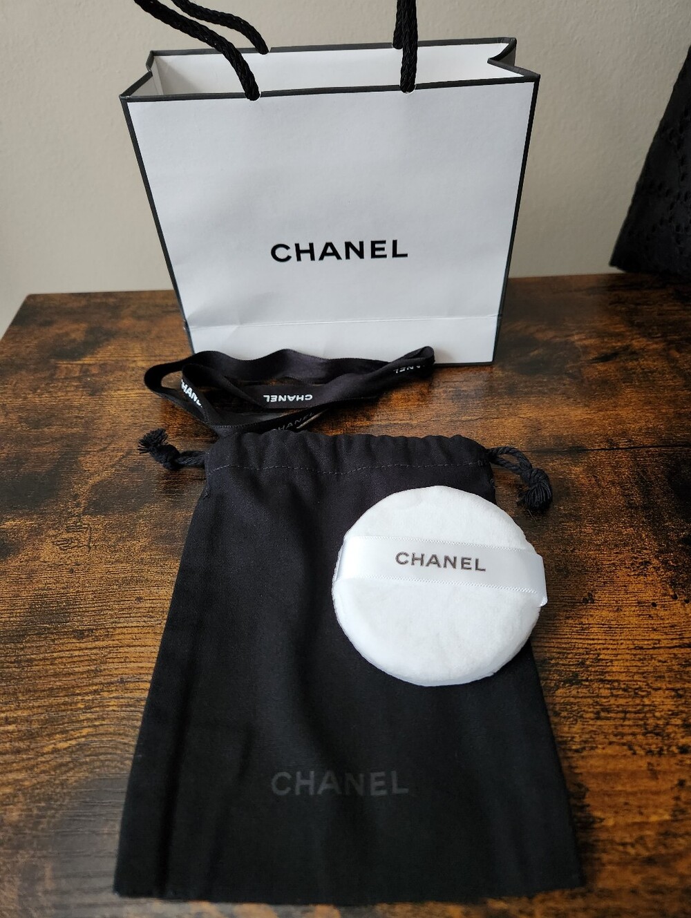 Chanel Powder Puff - Picture 6 of 7